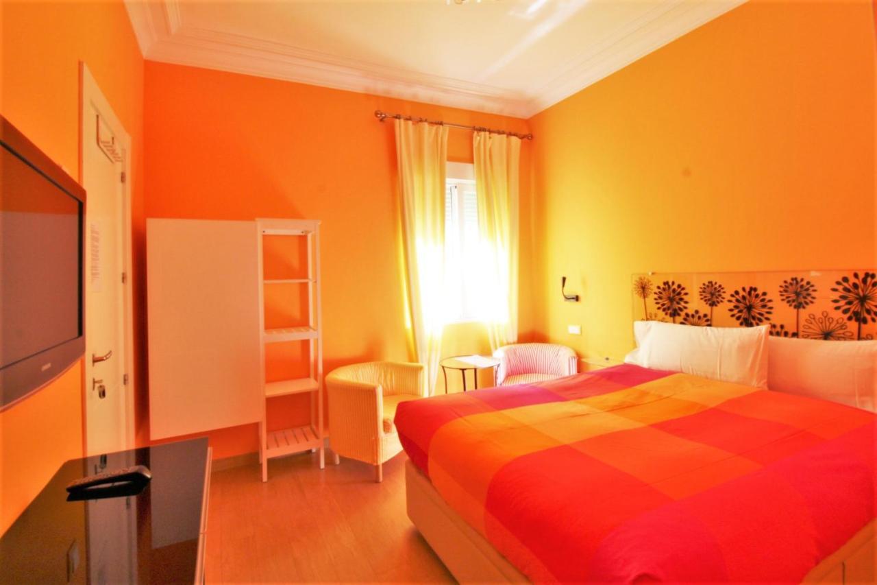 Hostal Arco Iris Madrid Ngoại thất bức ảnh