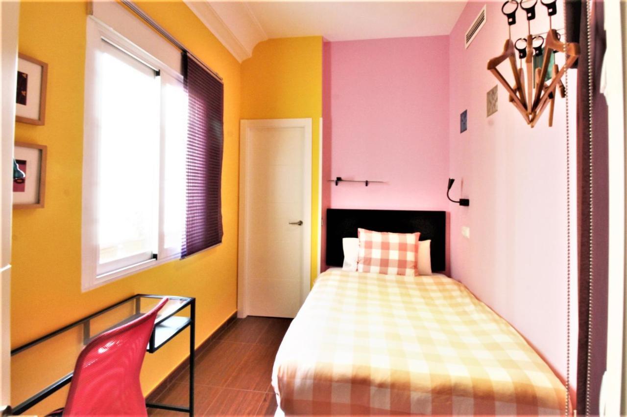 Hostal Arco Iris Madrid Ngoại thất bức ảnh