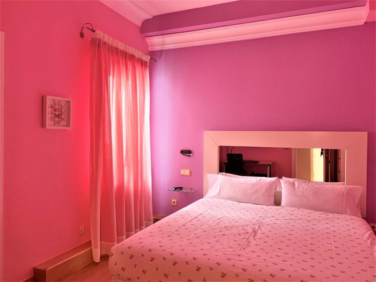 Hostal Arco Iris Madrid Ngoại thất bức ảnh