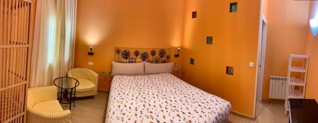 Hostal Arco Iris Madrid Ngoại thất bức ảnh